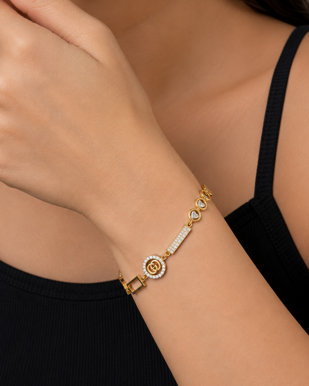 GOLDEN GEOMETRIC LINK CHARM BRACELET