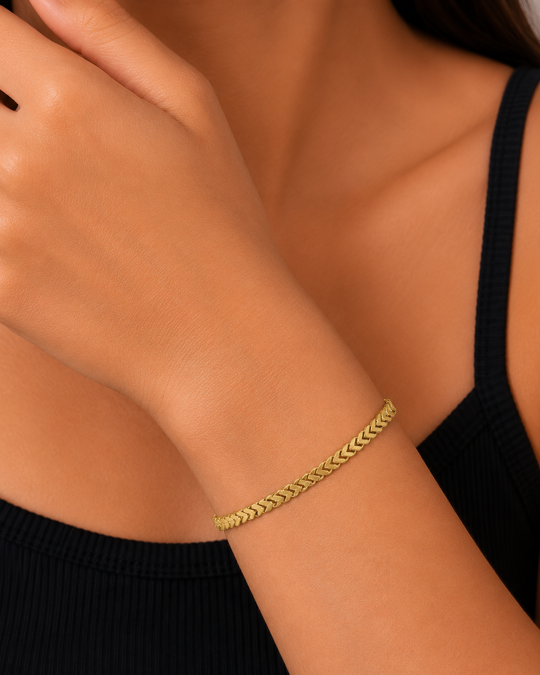 GOLDEN CHEVRON LINK BRACELET