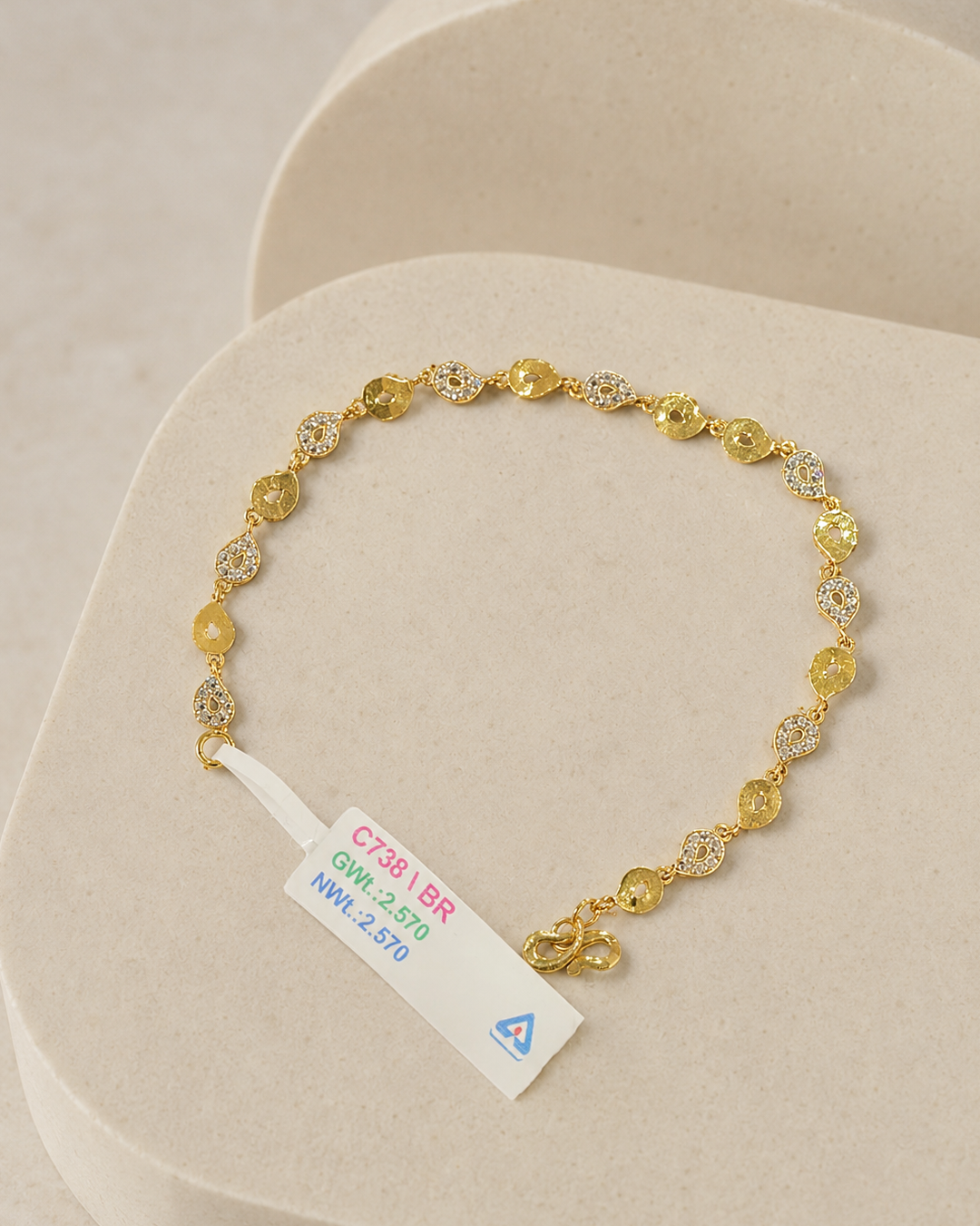 CRYSTAL PAISLEY BRACELET