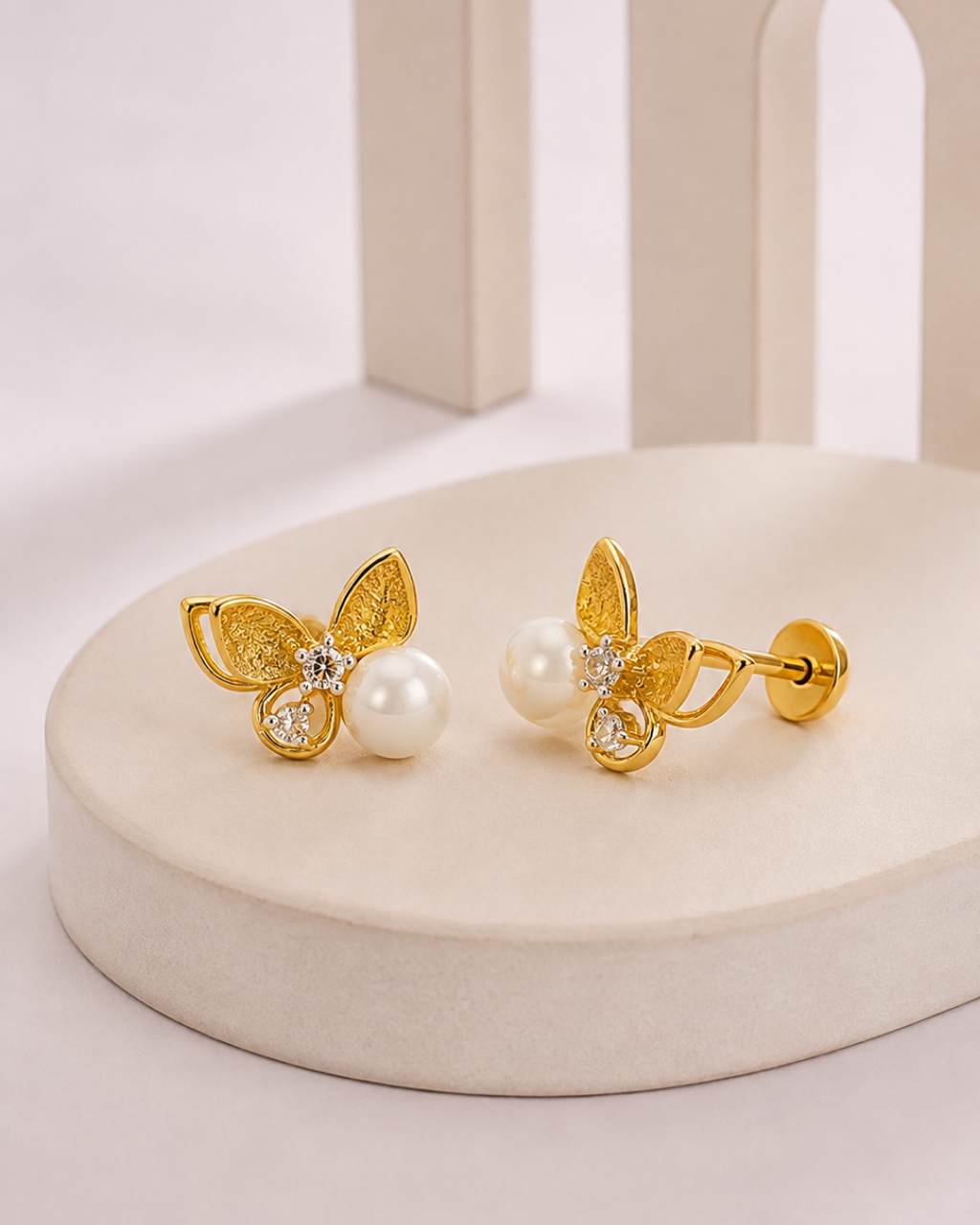 FAUX PEARL BUTTERFLY EARRINGS