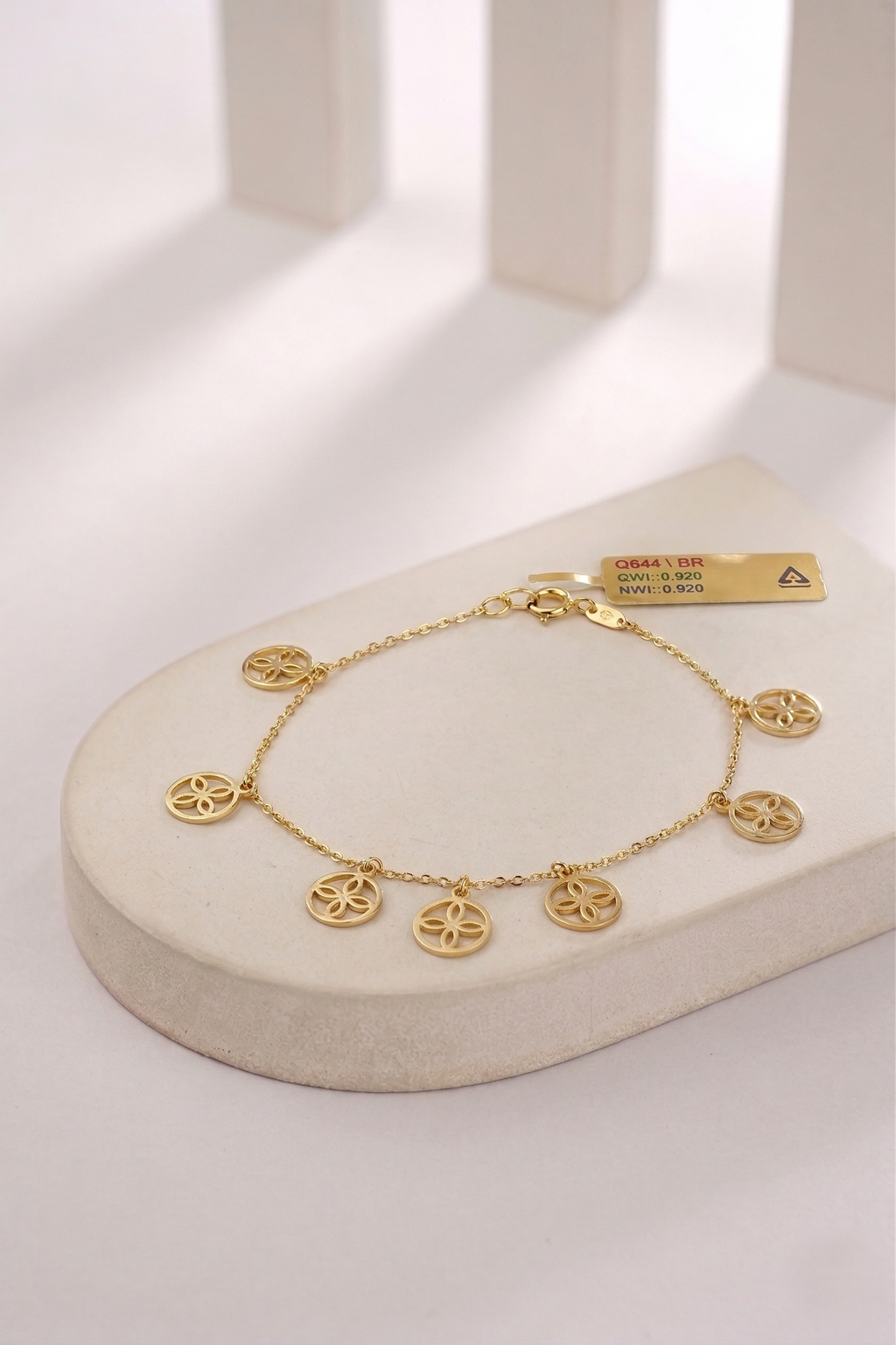 FLORAL CHARM BRACELET