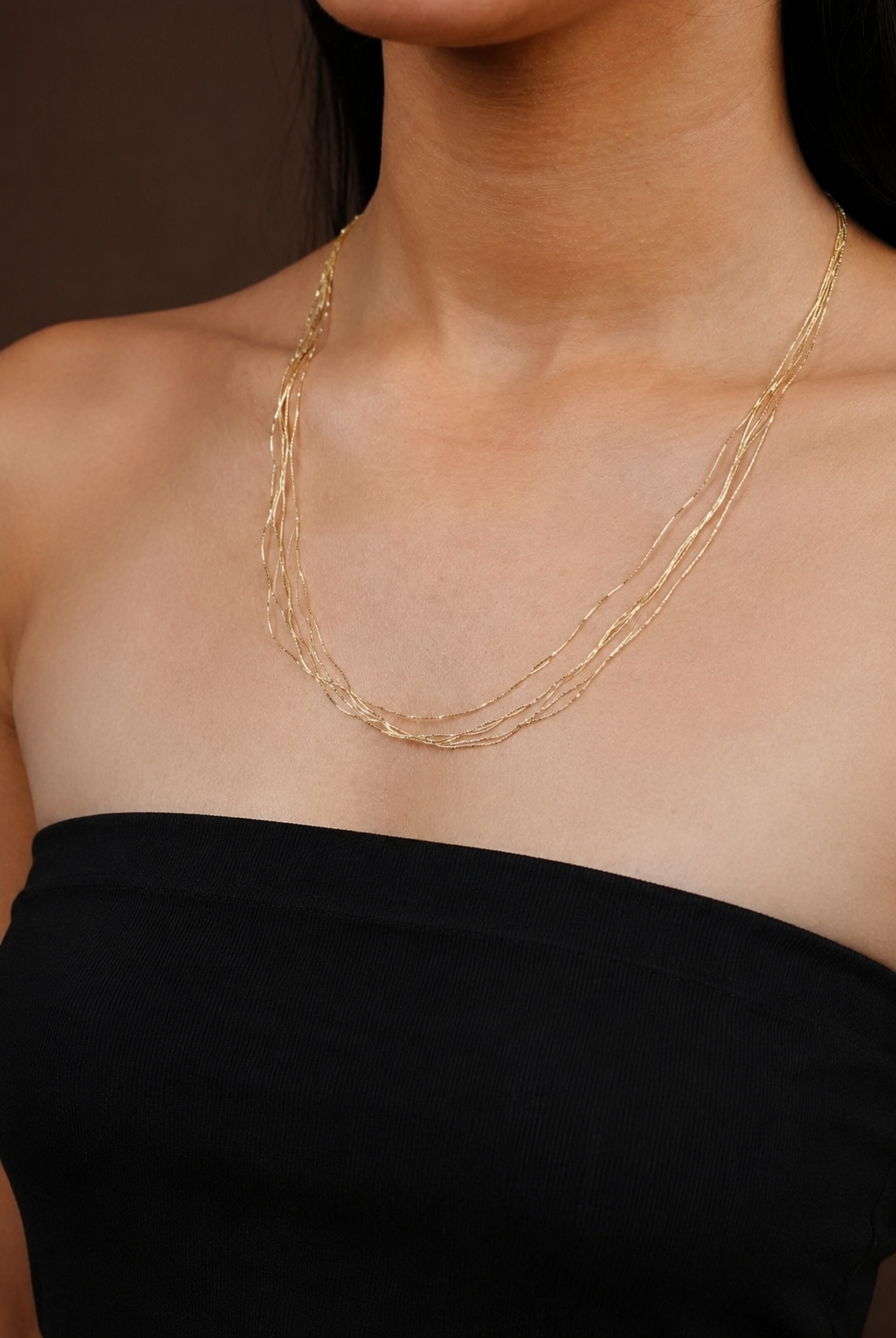 MINIMALIST SIX-LAYER GOLDEN GLIMMER NECKLACE