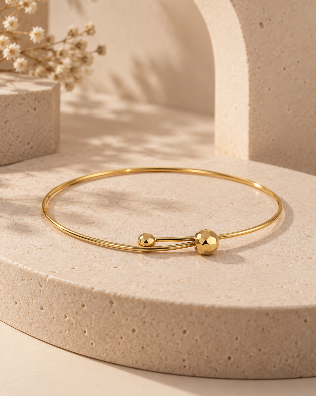 GOLD OPENWRAP SPHERE BRACELET