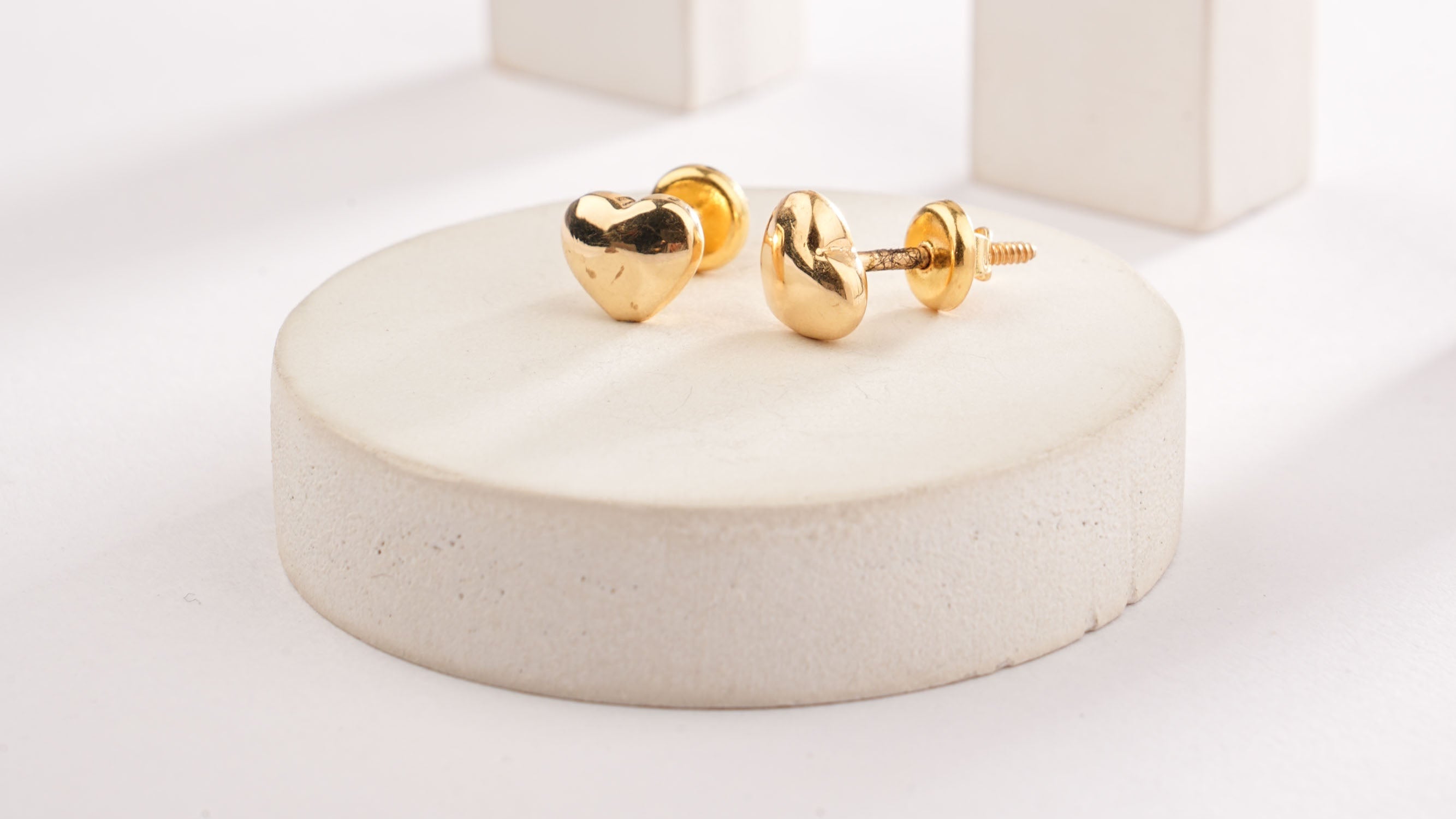 BLOOM HEART EARRINGS