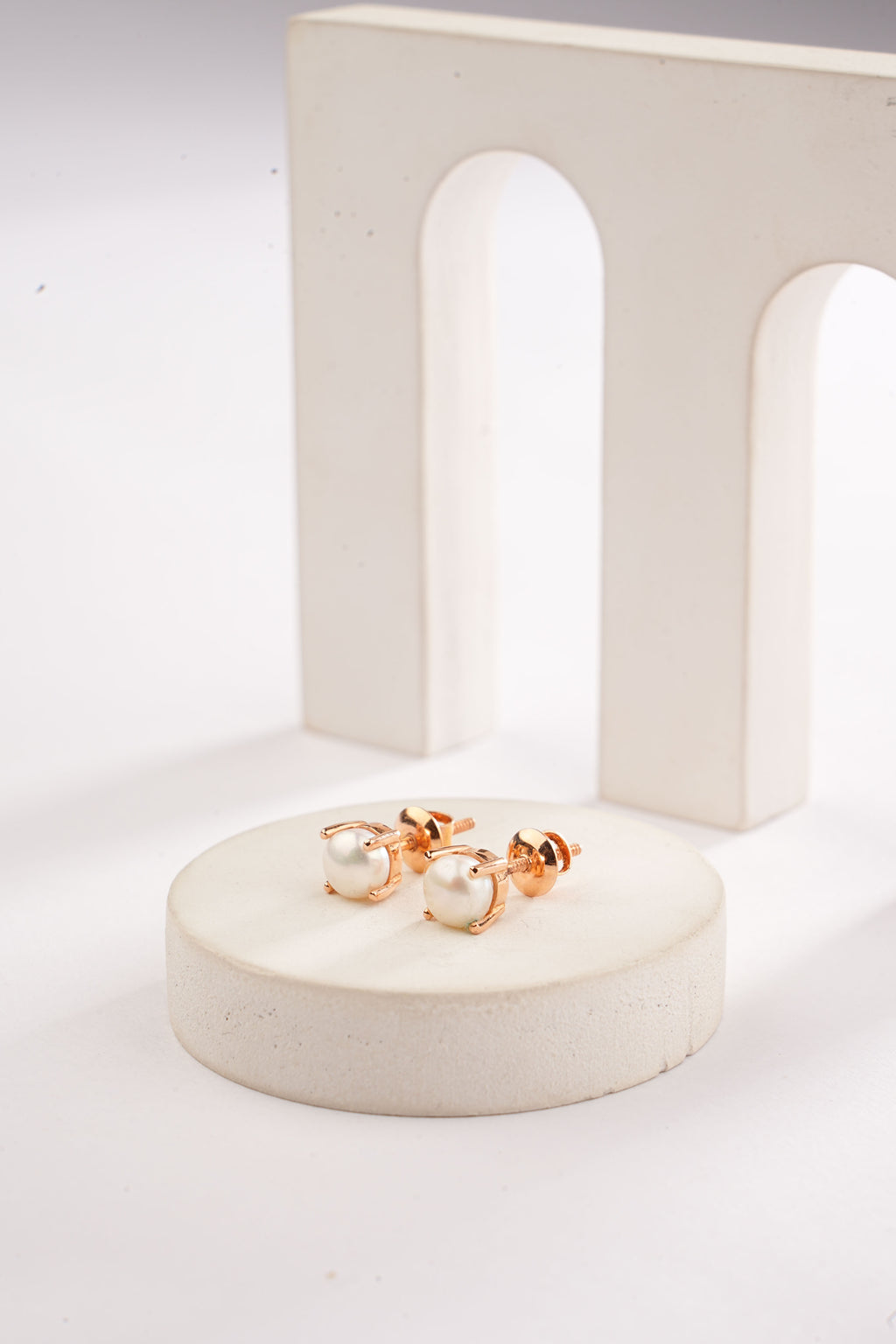 PEARL EARRINGS