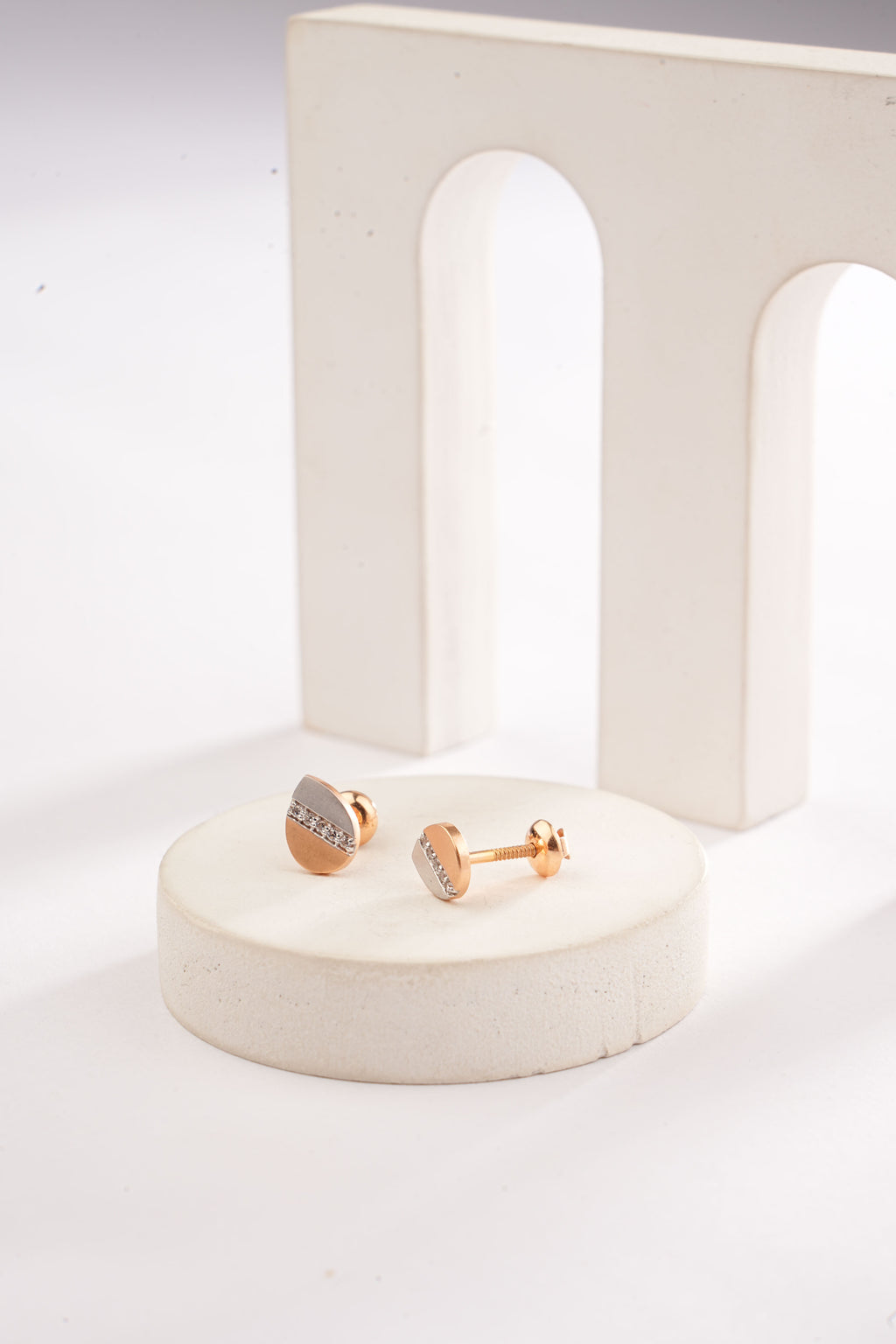PEAR LUXE EARRINGS