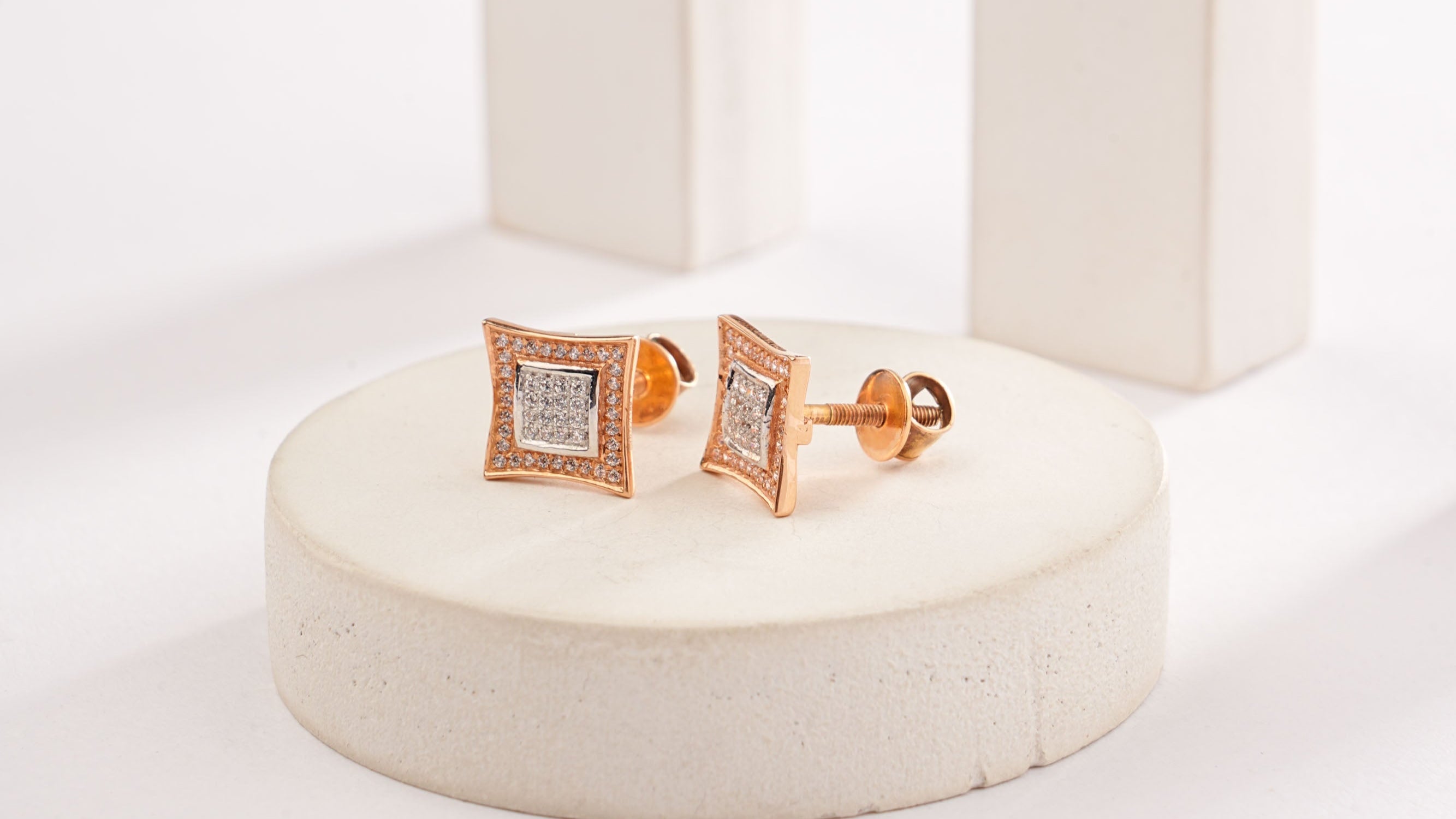 STAR BLUE ENARMEL EARRINGS