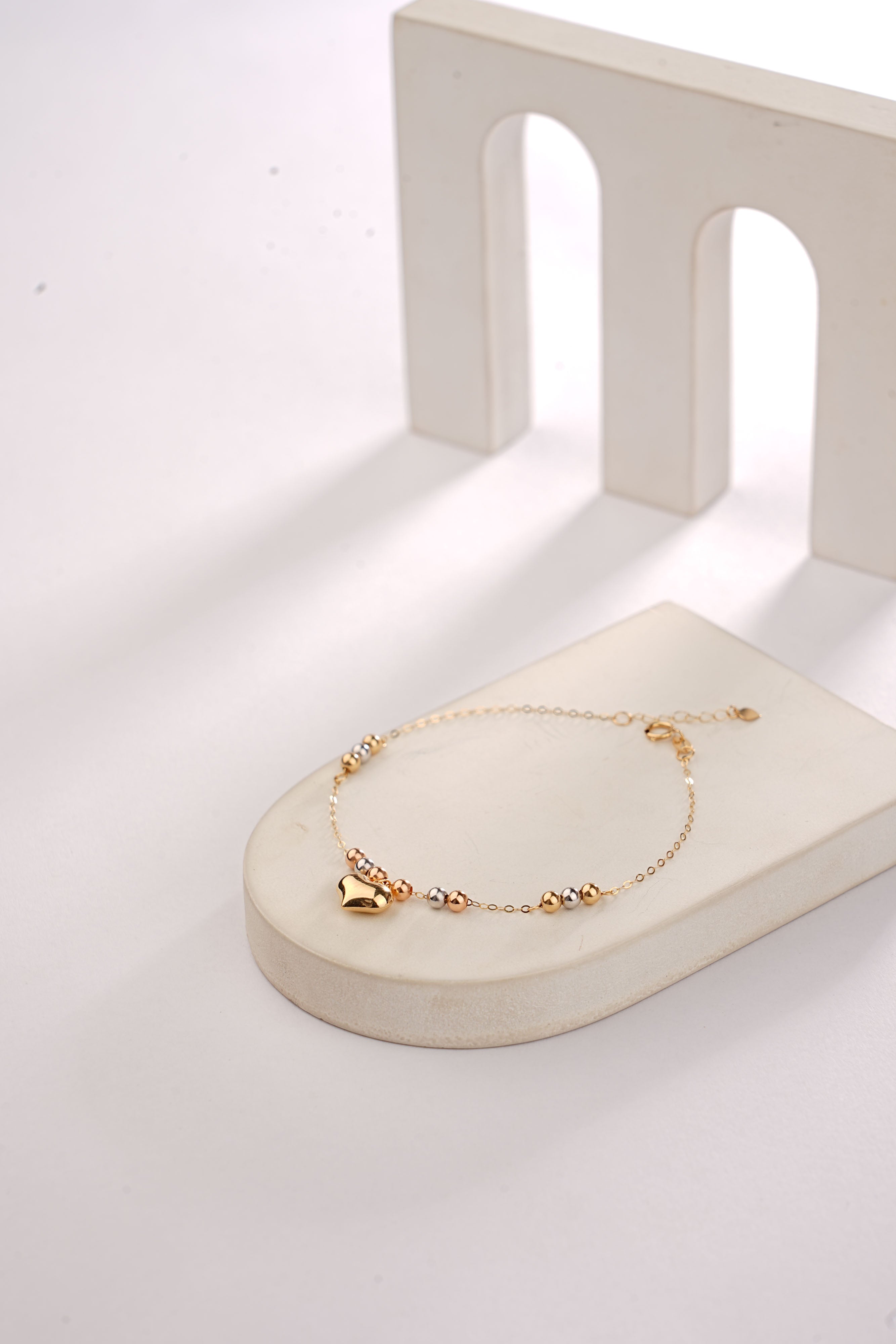 LOVE DROP CHAIN BRACELET