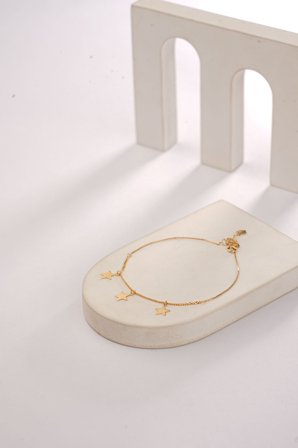 STAR DROP CHAIN BRACELET