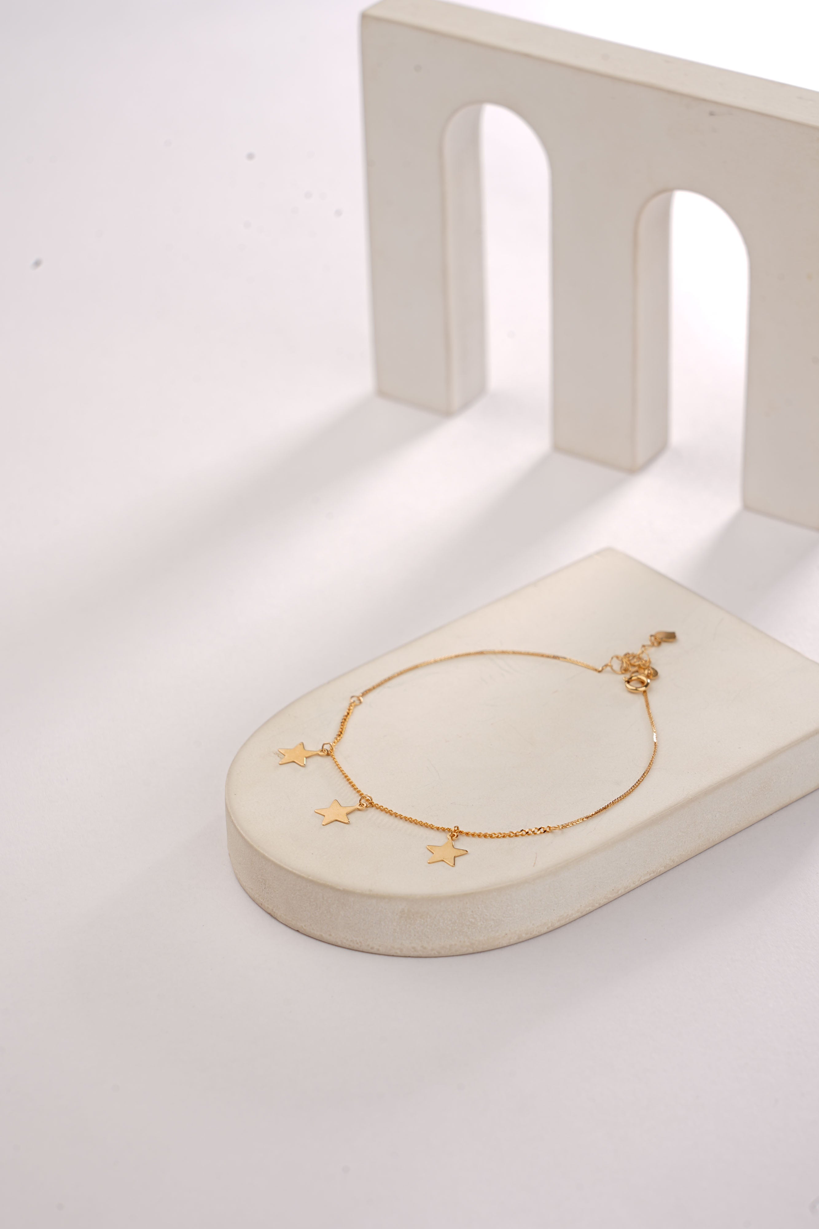 STAR DROP CHAIN BRACELET