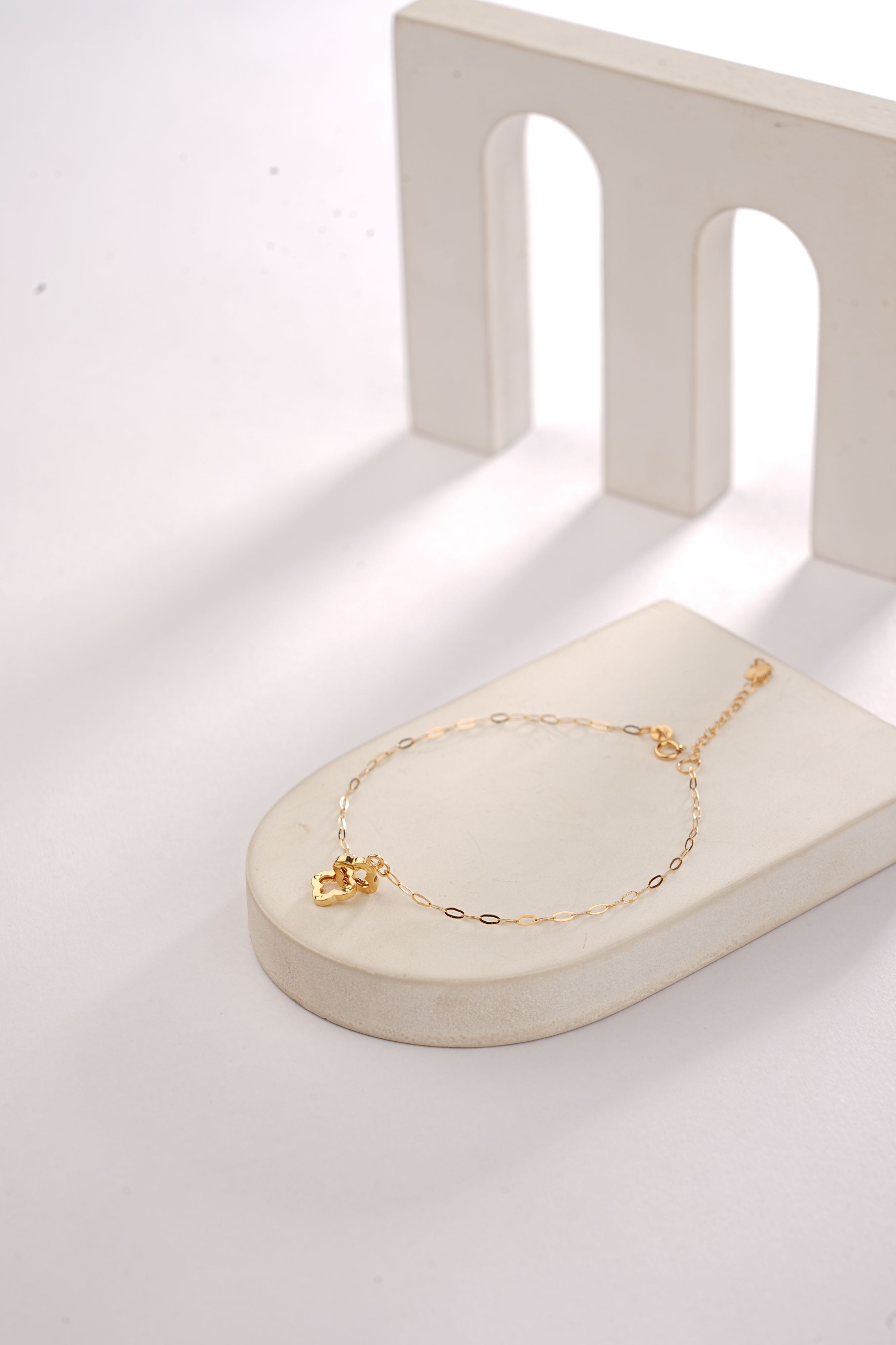 FOREVER FLORAL LINK BRACELET