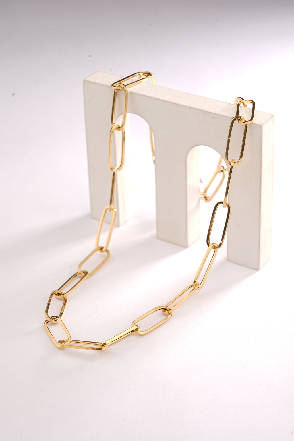 PAPER CLIP CHAIN