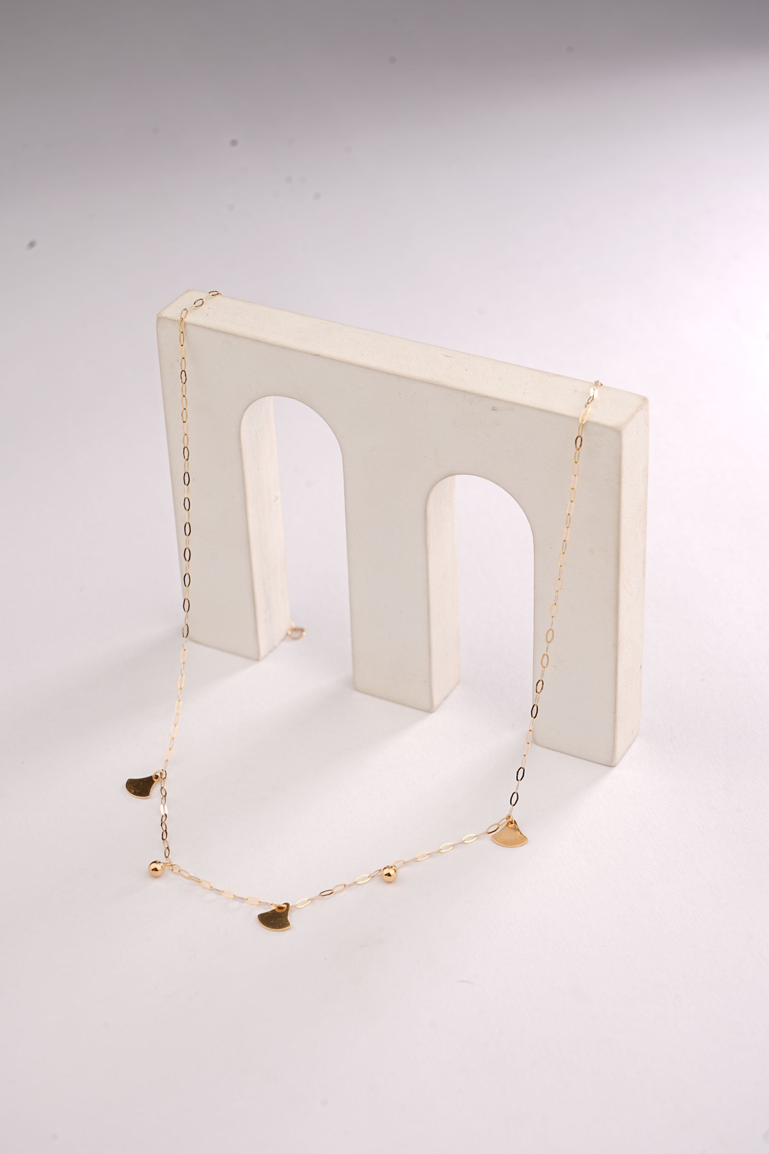 CLOVER CHARM NECKLACE