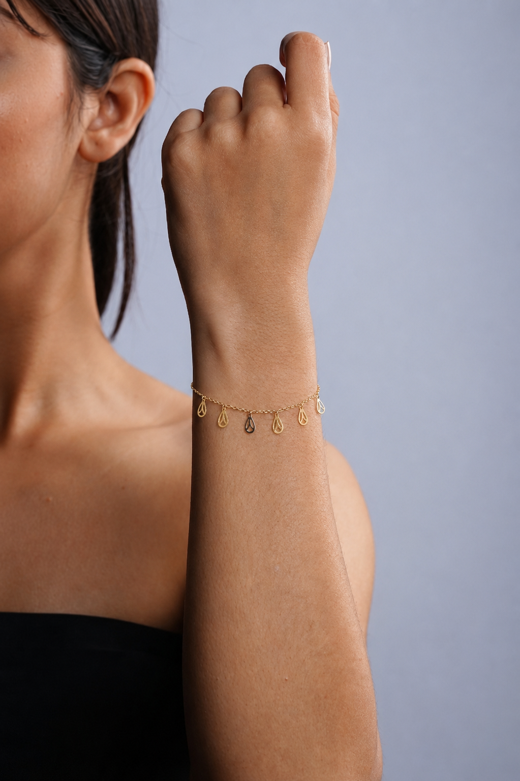 DROPPING MARIPOSA PETAL BRACELET