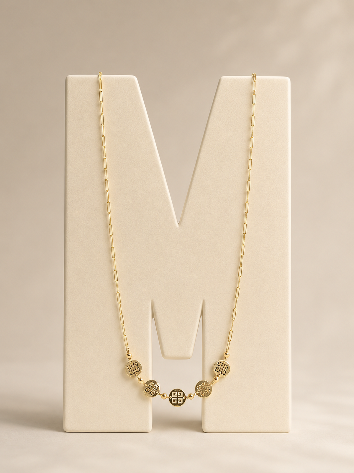 CHIC BEADED & CIRCULAR MEDALLION NECKLACE