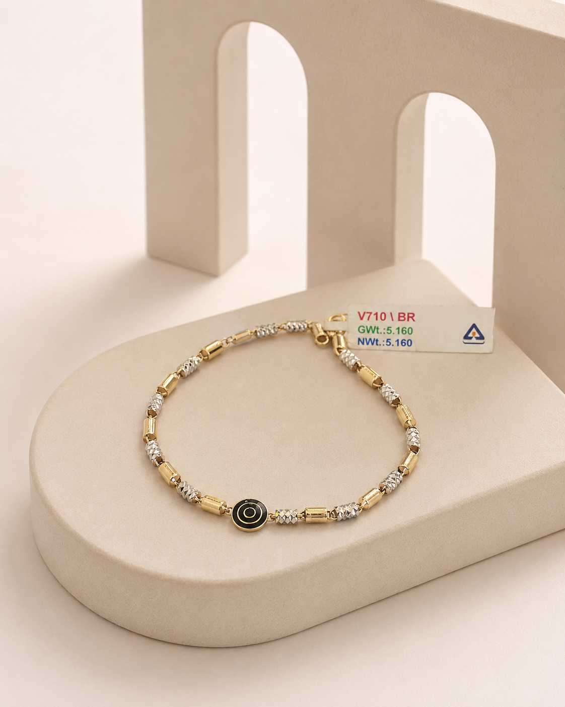 MULTIPLE MARIPOSA CHARM  LINK CHAIN