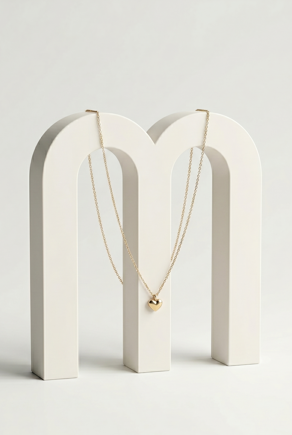 CLASSIC GLOW HEART NECKLACE