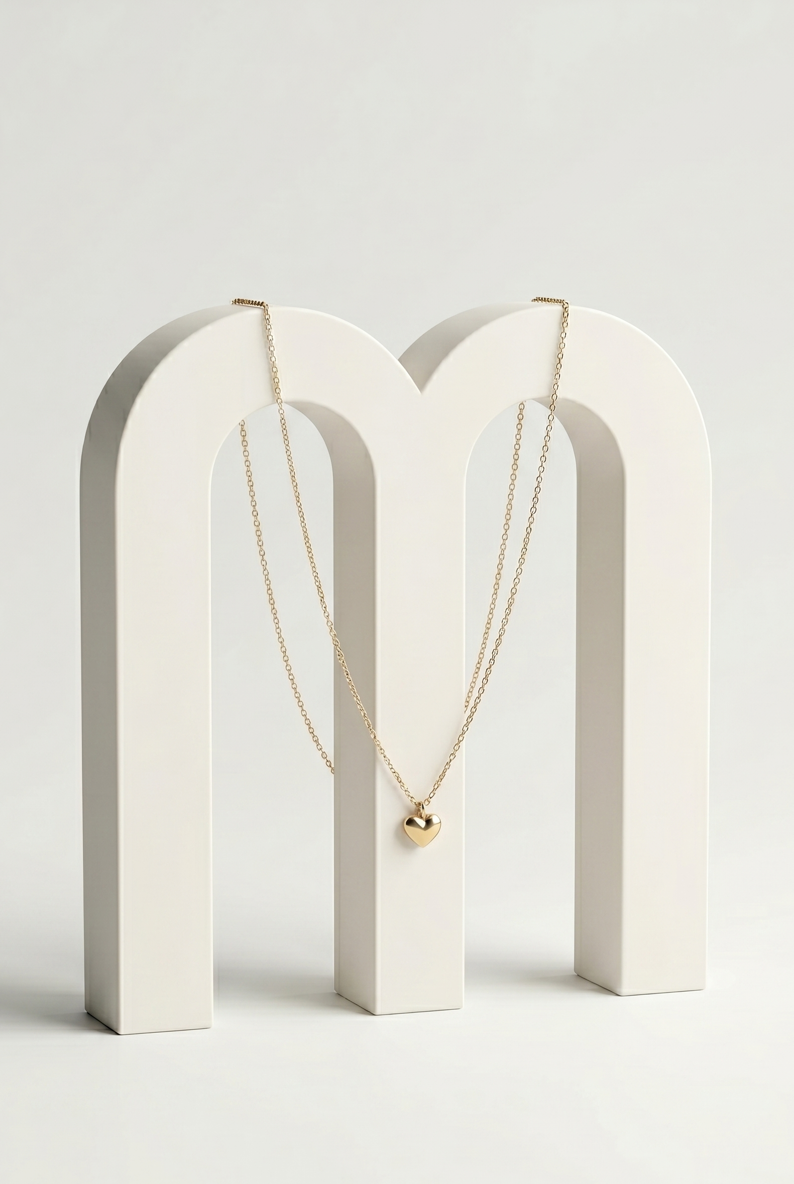 CLASSIC GLOW HEART NECKLACE