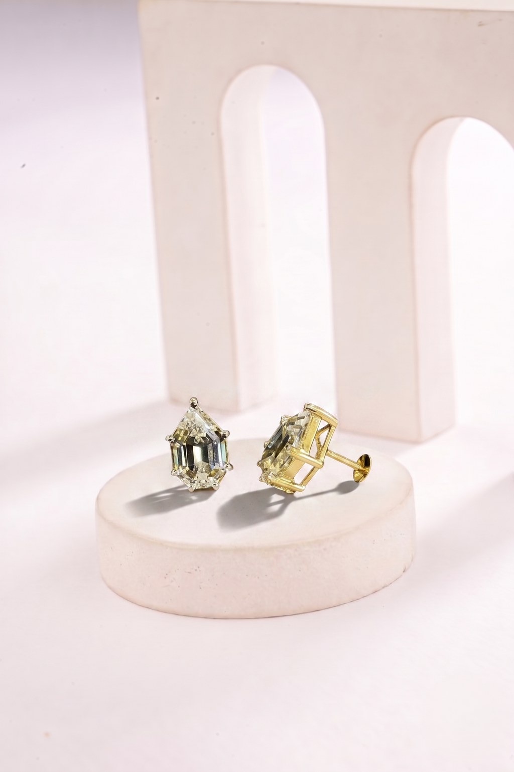 VICTORIAN HALO LUXE EARRINGS