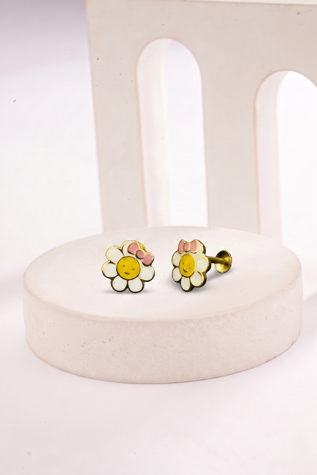 LITTLE BLOOM SMILEY EARRINGS